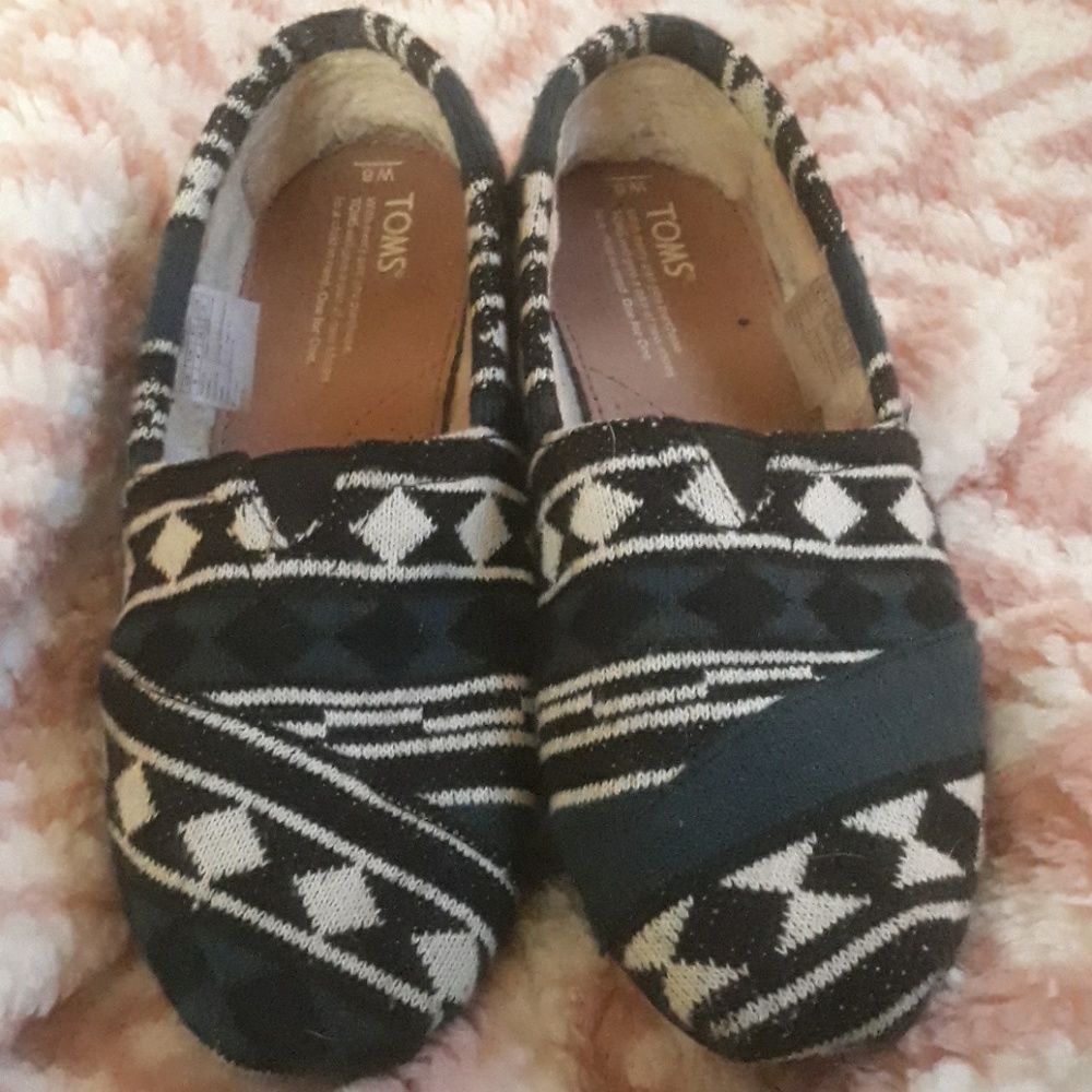 Tom's size 8